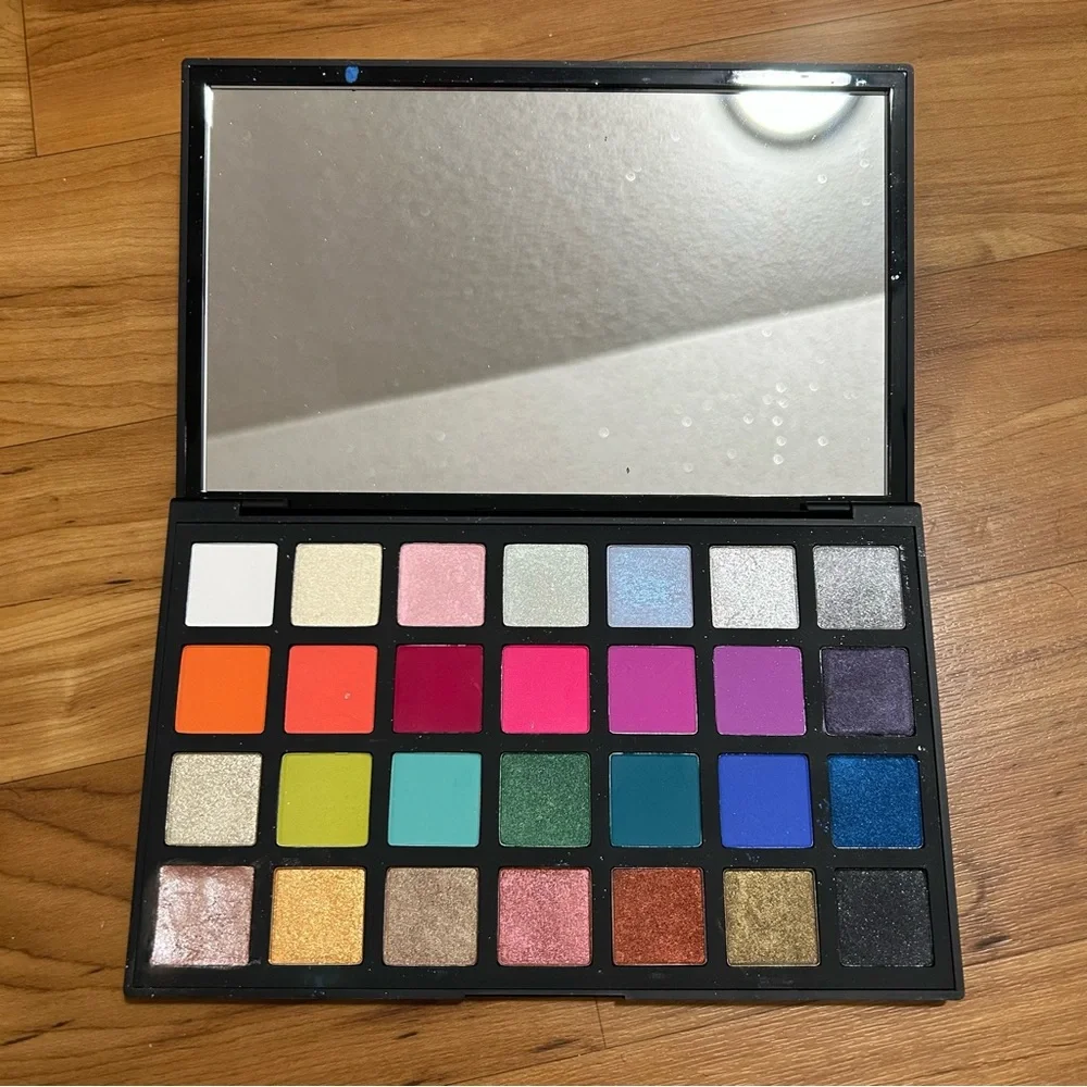 Sephora Pro Pigment Editorial Palette - Picture 1 of 6